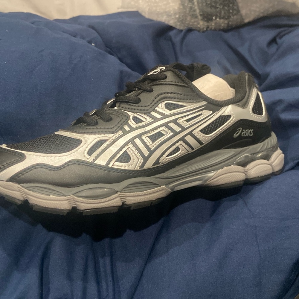 Black asics